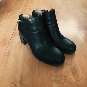 Franco Sarto Madison Leather Ankle Boot Size 9.5